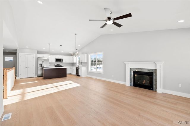 307 Nicks Way, Geddes, NY 13209