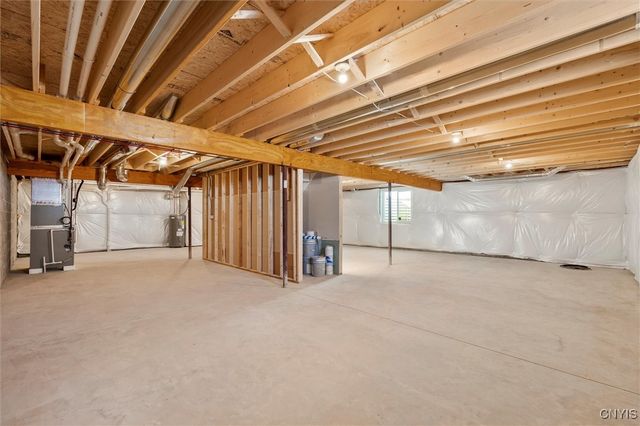 307 Nicks Way, Geddes, NY 13209