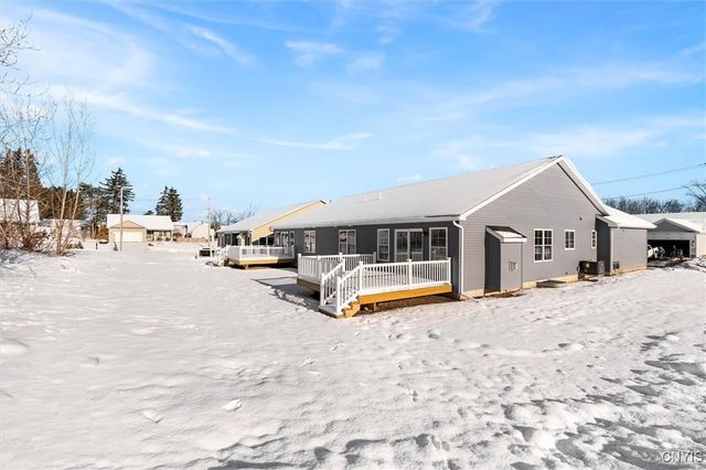 307 Nicks Way, Geddes, NY 13209