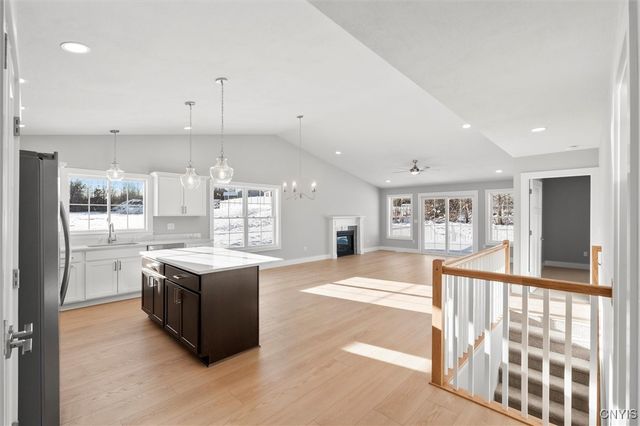 307 Nicks Way, Geddes, NY 13209