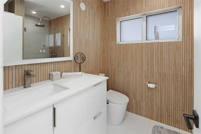 1220 Azalea Cres, Hollywood, FL 33019