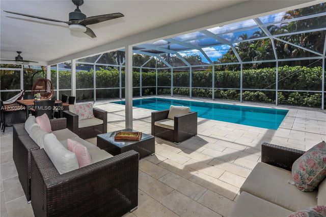 1220 Azalea Cres, Hollywood, FL 33019