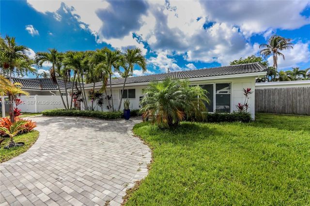 1220 Azalea Cres, Hollywood, FL 33019