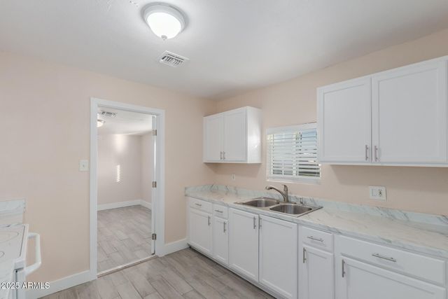 2128 W GEORGIA Avenue, Phoenix, AZ 85015