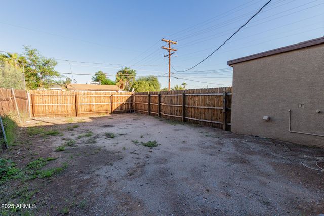 2128 W GEORGIA Avenue, Phoenix, AZ 85015
