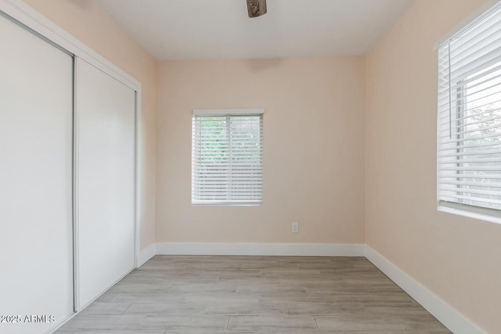 Image 18 of property listing at 2128 W GEORGIA Avenue, Phoenix, AZ 85015