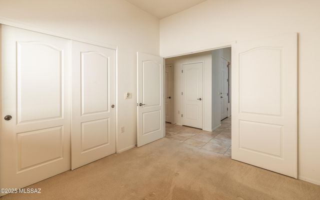 5860 S Painted Canyon Drive, Green Valley, AZ 85622