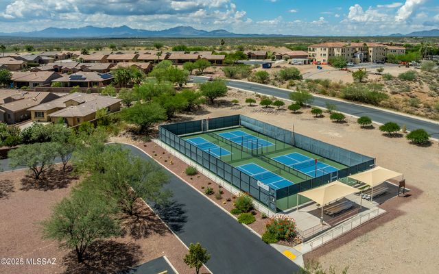 5860 S Painted Canyon Drive, Green Valley, AZ 85622