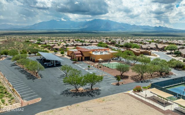 5860 S Painted Canyon Drive, Green Valley, AZ 85622