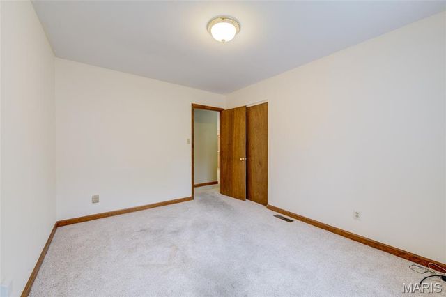 1109 Wedgewood Drive, St Charles, MO 63303