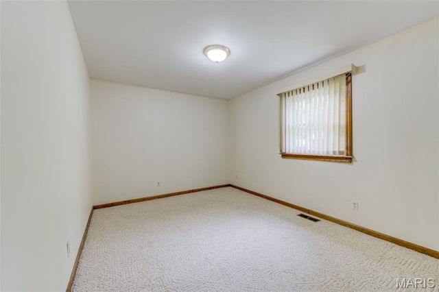1109 Wedgewood Drive, St Charles, MO 63303