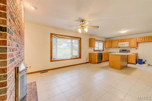 1109 Wedgewood Drive, St Charles, MO 63303