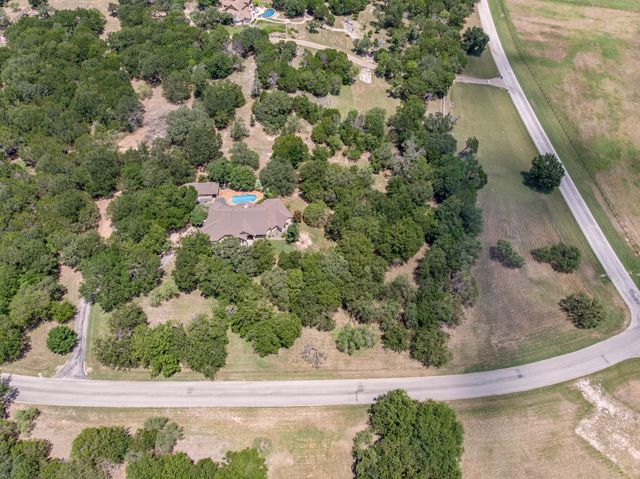 111 Driftwood Ranch Trail, Weatherford, TX 76087