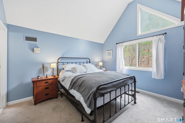 2 River Mead 2, Avon, CT 06001