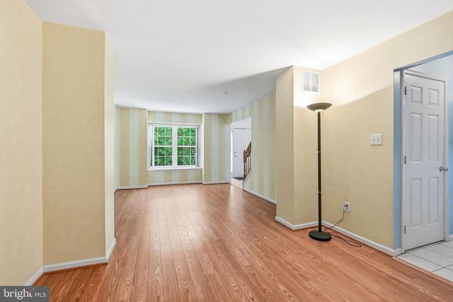 902 TANGLEWOOD DR, Sicklerville, NJ 08081