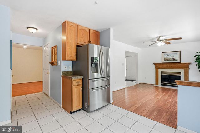 902 TANGLEWOOD DR, Sicklerville, NJ 08081