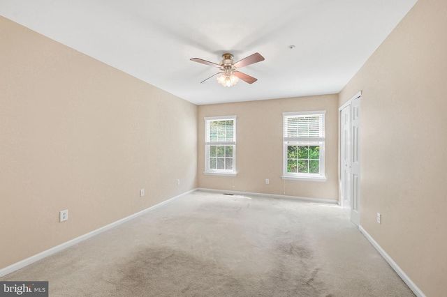 902 TANGLEWOOD DR, Sicklerville, NJ 08081