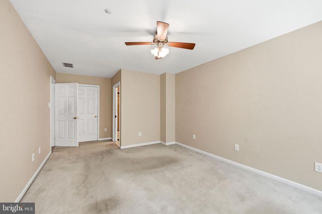 902 TANGLEWOOD DR, Sicklerville, NJ 08081