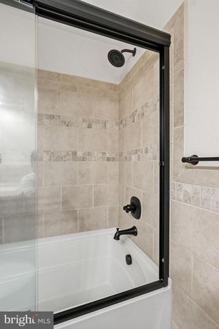 902 TANGLEWOOD DR, Sicklerville, NJ 08081