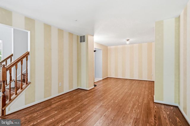902 TANGLEWOOD DR, Sicklerville, NJ 08081
