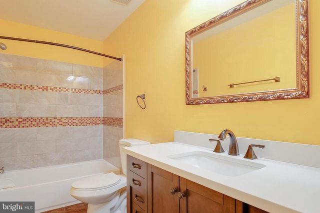 214 COLLEGE STATION DR, Upper Marlboro, MD 20774