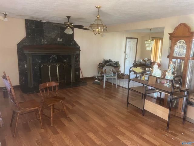131 Alex Lane, Hazel Green, AL 35750
