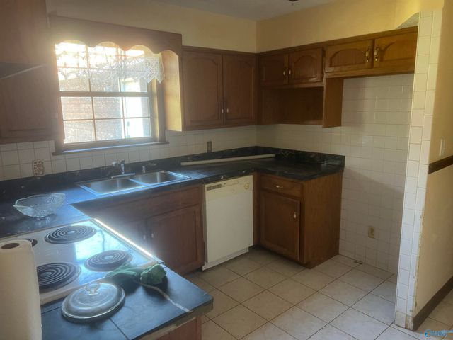 131 Alex Lane, Hazel Green, AL 35750