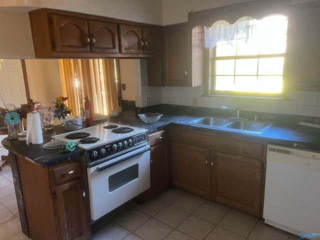 131 Alex Lane, Hazel Green, AL 35750