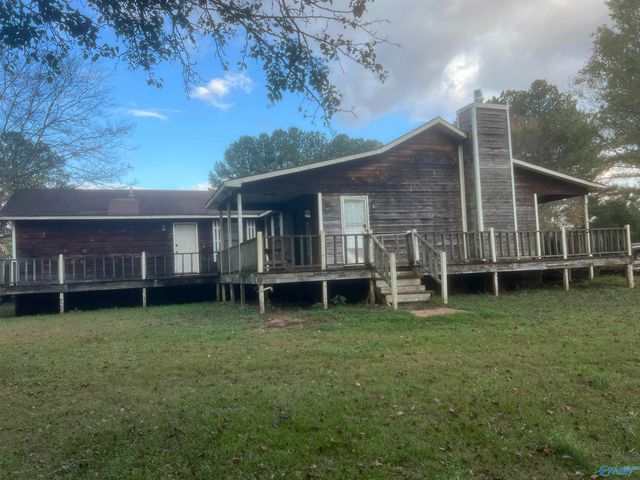131 Alex Lane, Hazel Green, AL 35750