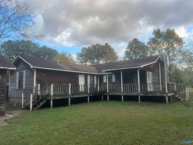 131 Alex Lane, Hazel Green, AL 35750
