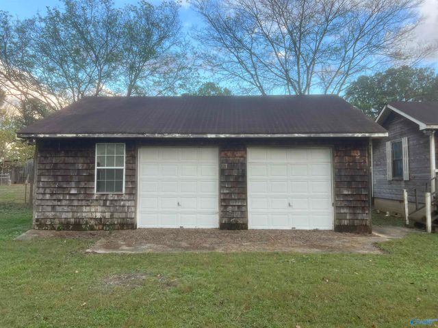 131 Alex Lane, Hazel Green, AL 35750