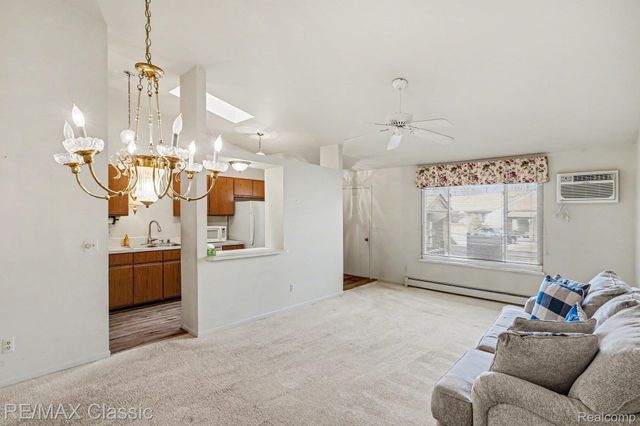 25691 Lexington Drive 5, South Lyon, MI 48178