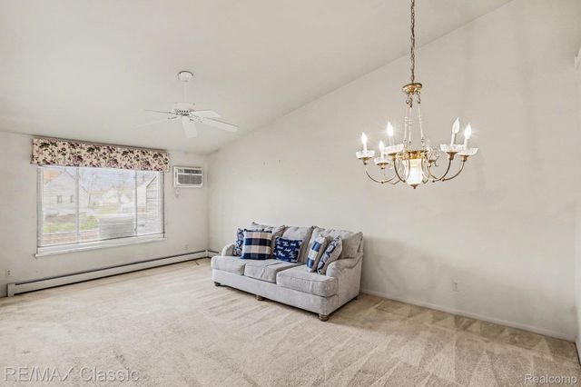 25691 Lexington Drive 5, South Lyon, MI 48178