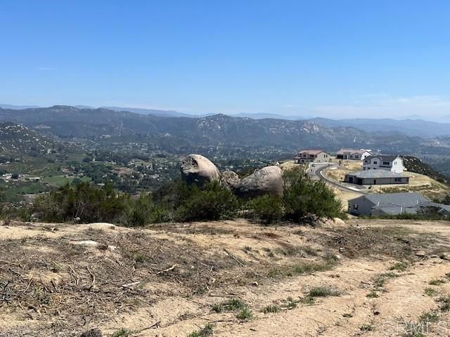 2563 WOODLAND HEIGHTS GLEN, Escondido, CA 92026