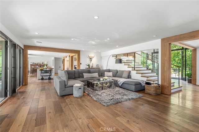 5207 SADDLE CREEK Road, Hidden Hills, CA 91302
