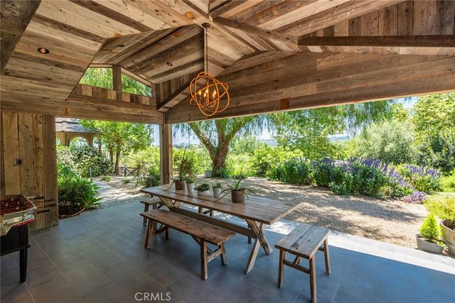 5207 SADDLE CREEK Road, Hidden Hills, CA 91302