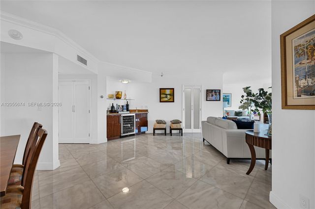 3000 Island Boulevard 505, Aventura, FL 33160