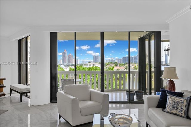 3000 Island Boulevard 505, Aventura, FL 33160