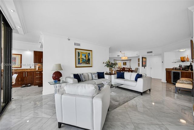 3000 Island Boulevard 505, Aventura, FL 33160