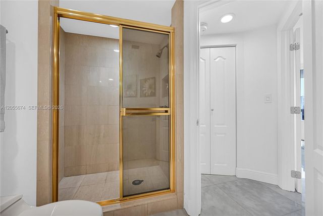 3000 Island Boulevard 505, Aventura, FL 33160