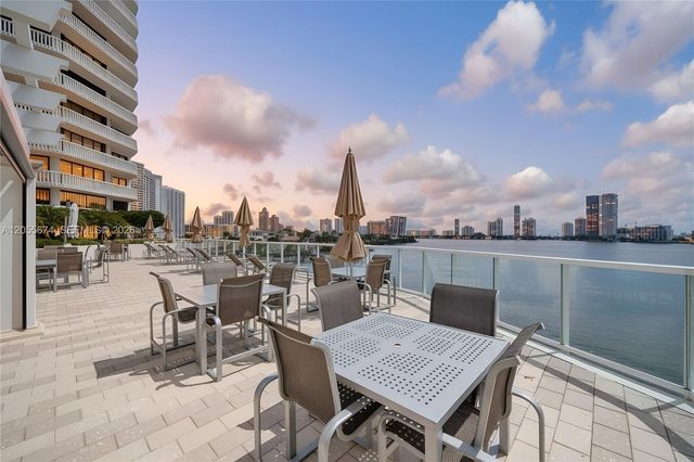 3000 Island Boulevard 505, Aventura, FL 33160