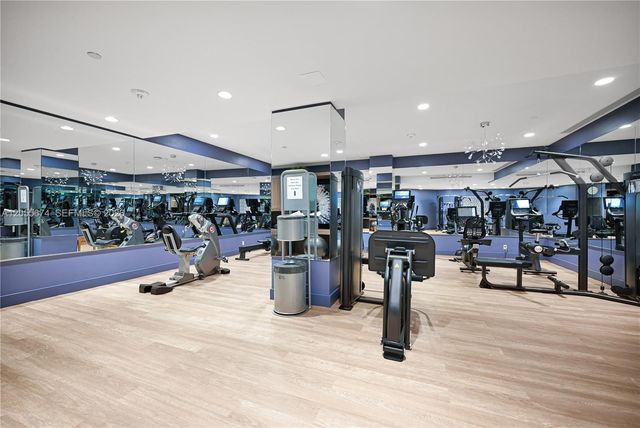 3000 Island Boulevard 505, Aventura, FL 33160