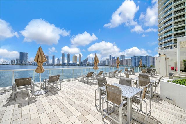 3000 Island Boulevard 505, Aventura, FL 33160