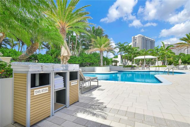 3000 Island Boulevard 505, Aventura, FL 33160