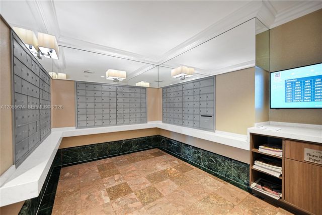 3000 Island Boulevard 505, Aventura, FL 33160