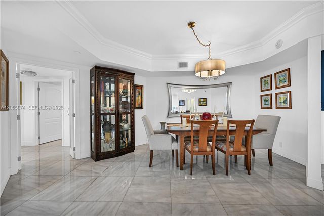 3000 Island Boulevard 505, Aventura, FL 33160