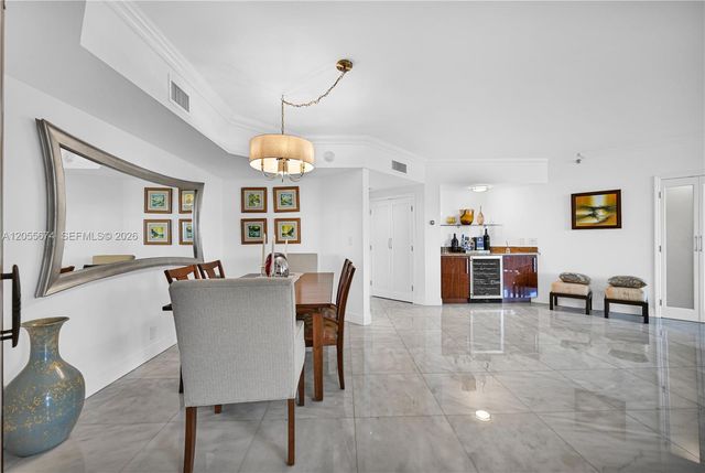 3000 Island Boulevard 505, Aventura, FL 33160