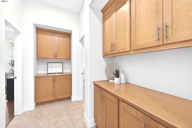 5564 Stockton Loop, Livermore, CA 94550