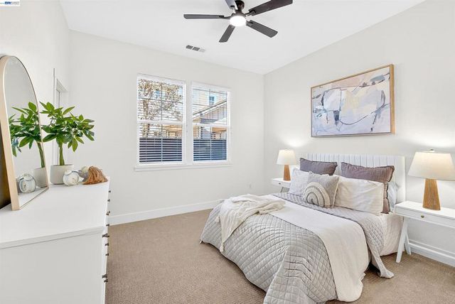 5564 Stockton Loop, Livermore, CA 94550