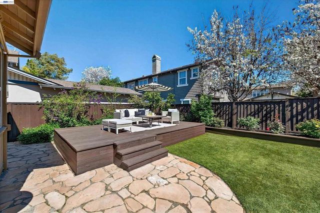 5564 Stockton Loop, Livermore, CA 94550